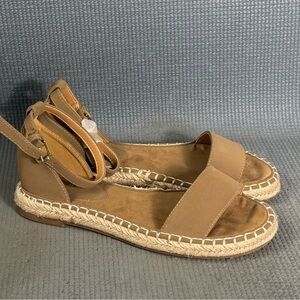 ShuShop Women’s Carly Nude Slip On Flat Sandals Size 7.5